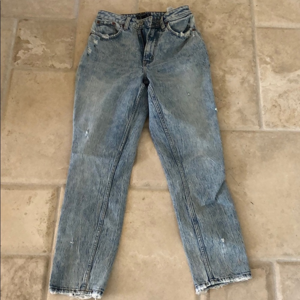 High Rise Mom Jean